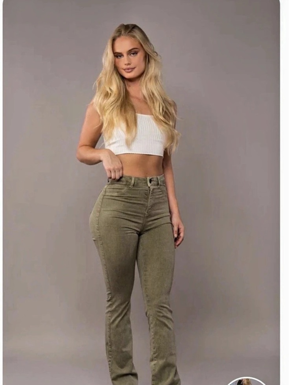 FitJeans Pastel Flared - Khaki Jeans Size Medium